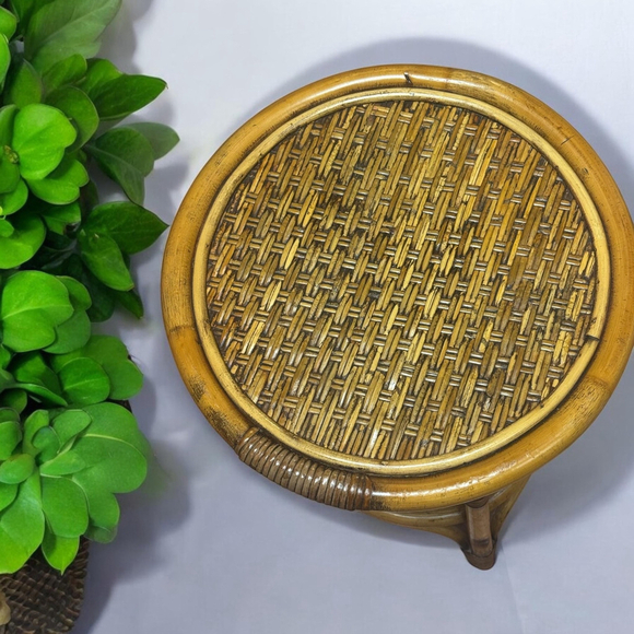 Vintage MCM Rattan and Bamboo side table BOHO Authentic Vintage MCM Home Decor - Picture 2 of 10